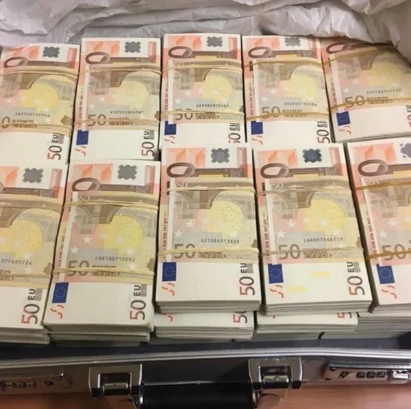 €50 Euro Bills $350.00 – $10,000.00 - Image 3